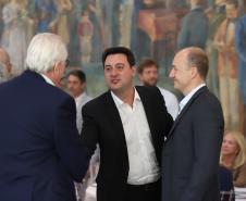 Governador mostra investimentos no Paraná a empresários: R$ 285 bi desde 2019