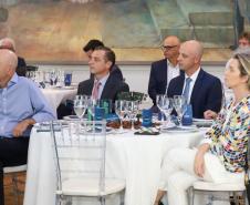 Governador mostra investimentos no Paraná a empresários: R$ 285 bi desde 2019