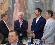 Governador mostra investimentos no Paraná a empresários: R$ 285 bi desde 2019