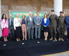 Governo do Estado e Exército abrem comemorações da Semana da Pátria em Curitiba