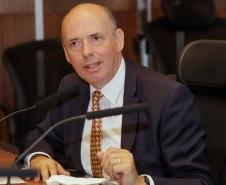 Piana destaca desenvolvimento sustentável do Paraná ao embaixador da Bélgica