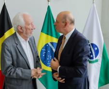 Piana destaca desenvolvimento sustentável do Paraná ao embaixador da Bélgica