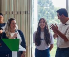 Na maior edição, Ganhando o Mundo enviará 1,2 mil alunos para intercâmbio em 2025
