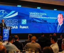 Darci Piana destaca turismo paranaense a empresários do transporte de passageiros