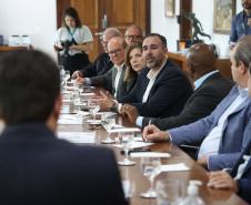 Com IA para facilitar renovação da CNH, Paraná anuncia parceria com Google para novos serviços