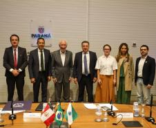 Vice-governador Darci Piana apresenta Caminhos do Peabiru ao embaixador do Peru