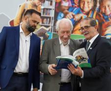 Conselho Estadual de Educação homenageia melhores instituições de ensino do Paraná