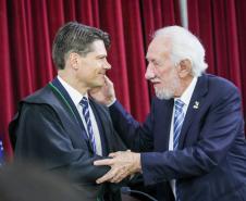 Piana enfatiza trabalho do TCE para a sociedade na posse do novo presidente
