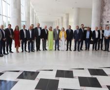 Estado concederá 100 bolsas de R$ 5 mil para doutores inovarem em empresas paranaenses