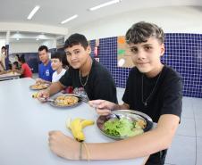Com investimento de R$ 13,5 milhões, Estado inaugura escola para 3 mil alunos em Cascavel