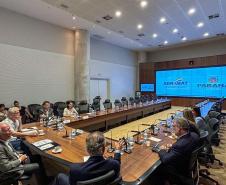 Paraná debate logística reversa com cadeia de fabricantes de baterias