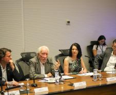 Paraná debate logística reversa com cadeia de fabricantes de baterias