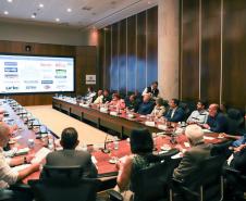 Paraná debate logística reversa com cadeia de fabricantes de baterias