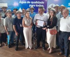 Sanepar repassa R$ 1,3 milhão para entidade de estudo e combate ao câncer do Oeste