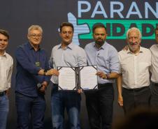 Educação e Sebrae-PR assinam acordo para impulsionar empreendedorismo nas escolas
