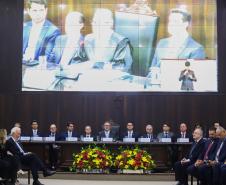 Governador participa da posse de Lidia Maejima, primeira mulher a presidir o TJPR