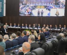 Governador participa da posse de Lidia Maejima, primeira mulher a presidir o TJPR