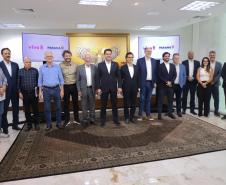 Governador recebe presidente da Vivo e discute ampliação de conectividade no Paraná
