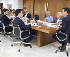 Governador recebe presidente da Vivo e discute ampliação de conectividade no Paraná