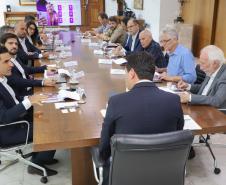Governador recebe presidente da Vivo e discute ampliação de conectividade no Paraná