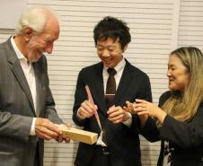 Piana recebe comitiva japonesa para debater participação do Paraná na Expo Osaka
