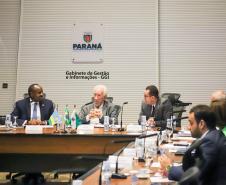 Piana apresenta ao embaixador de Ruanda potenciais parcerias com o Paraná