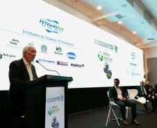 Piana diz que investimentos em logística são prioridade no Paraná em evento da Fetranspar