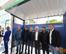 Estado vai distribuir 1.200 novos abrigos para pontos de ônibus em 30 cidades paranaenses