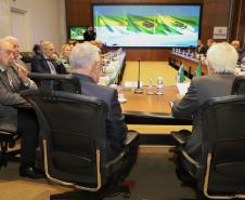 Piana apresenta avanços econômicos do Paraná a autoridades argentinas