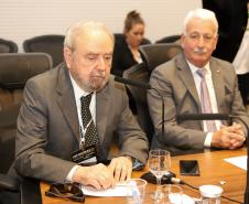 Piana apresenta avanços econômicos do Paraná a autoridades argentinas