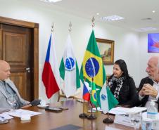 Darci Piana apresenta o Paraná ao novo cônsul-geral da República Tcheca