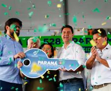 Sonho realizado: governador entrega residencial com 528 apartamentos em Guarapuava