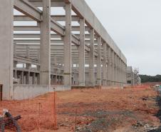 Darci Piana visita obras de nova fábrica bilionária da LG em Fazenda Rio Grande