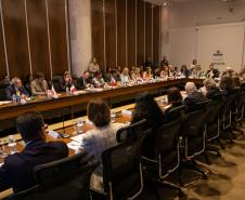 Governador recebe comitiva da União Europeia para fortalecer laços com o Paraná