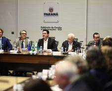 Governador recebe comitiva da União Europeia para fortalecer laços com o Paraná