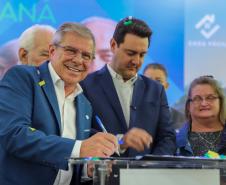 Estado assina contratos do Vida Nova para construir 2,5 mil casas para famílias de áreas de risco