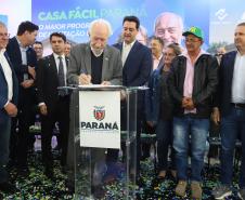 Estado assina contratos do Vida Nova para construir 2,5 mil casas para famílias de áreas de risco