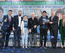 Da escola ao estágio: jovens ganham autonomia com programa de empregabilidade