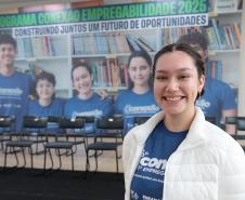 Da escola ao estágio: jovens ganham autonomia com programa de empregabilidade
