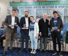 Da escola ao estágio: jovens ganham autonomia com programa de empregabilidade