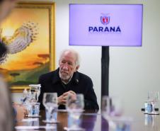 Em reunião com Corpo Consular, Piana destaca força das parcerias internacionais