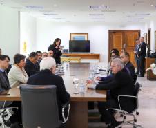 Em reunião com Corpo Consular, Piana destaca força das parcerias internacionais