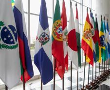 Em reunião com Corpo Consular, Piana destaca força das parcerias internacionais