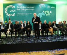 Modelo reconhecido pela ONU, cooperativismo do Paraná é celebrado no Palácio Iguaçu