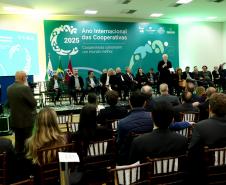 Modelo reconhecido pela ONU, cooperativismo do Paraná é celebrado no Palácio Iguaçu