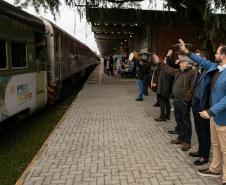 Piana participa da inauguração de novo espaço cultural da Estação Ferroviária de Curitiba