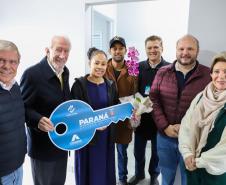 Erguido com apoio do Estado, bairro planejado de Ponta Grossa recebe 293 moradores