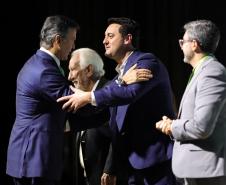 PRESENÇAS – Participaram da abertura do evento o vice-governador Darci Piana; os ministros do Tribunal de Contas da União (TCU) Otto Alencar Rodrigues e Weder de Oliveria; e do Tribunal Superior do Trabalho (TST), Douglas Alencar Rodrigues; o presidente do TRT-PR, Célio Horst; o presidente do TRF4, João Batista Silveira Pinto; o secretário estadual da Justiça e Cidadania, Valdemar Bernardo Jorge; e o deputado federal Arthur Maia. GALERIA DE IMAGENS 