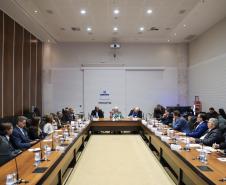 Angola e República Dominicana: Piana apresenta programas do Estado e prospecta parcerias