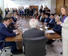 R$ 20 milhões: Estado autoriza construção de complexos do idoso em quatro municípios